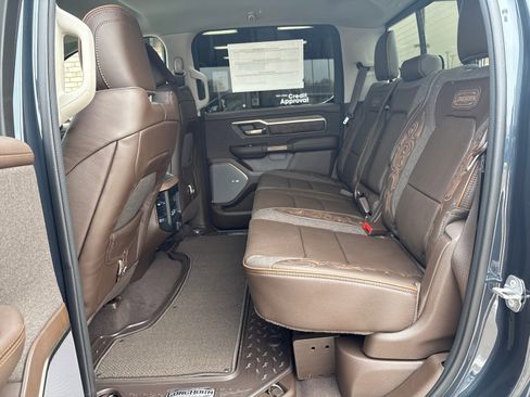 New 2026 RAM 1500 Limited w/ Off Road Group image 4