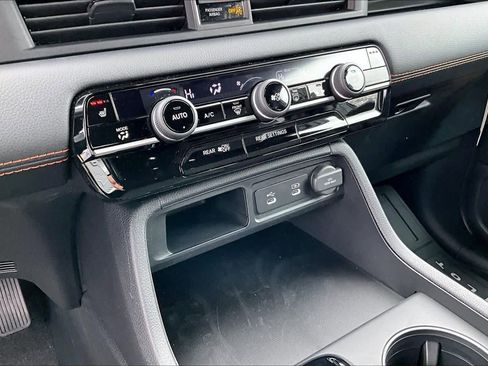 New 2026 Honda Pilot Sport image 20