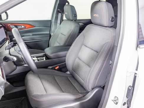 Used 2024 Chevrolet Traverse Z71 w/ LPO, Floor Liner Package image 19