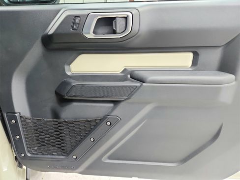 New 2025 Ford Bronco Badlands image 39