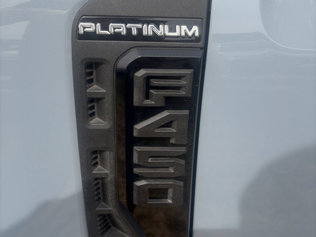 Used 2026 Ford F450 Platinum AWD/4WD image 9