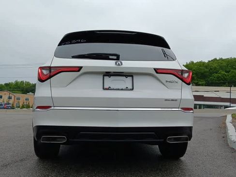 Used 2023 Acura MDX SH-AWD image 4