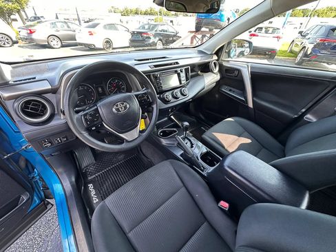 Used 2017 Toyota RAV4 LE w/ All Weather Liner Package AWD/4WD image 15