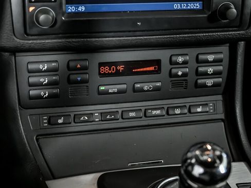 Used 2006 BMW M3 Convertible image 35