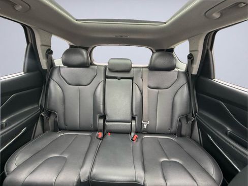 Used 2020 Hyundai Santa Fe SEL w/ Convenience + Premium Package FWD image 17