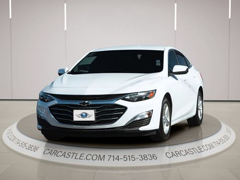 Used 2022 Chevrolet Malibu LS FWD image 3