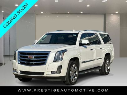 Used 2017 Cadillac Escalade ESV Luxury