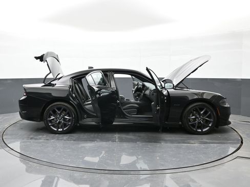 Used 2023 Dodge Charger R/T w/ Plus Group image 46