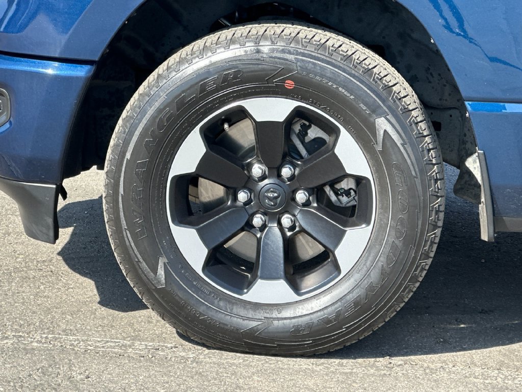 Used 2023 RAM 1500 Big Horn AWD/4WD image 24