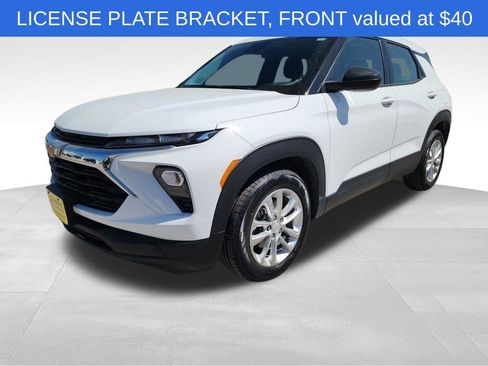 Used 2024 Chevrolet TrailBlazer LS w/ LS Confidence Package image 3