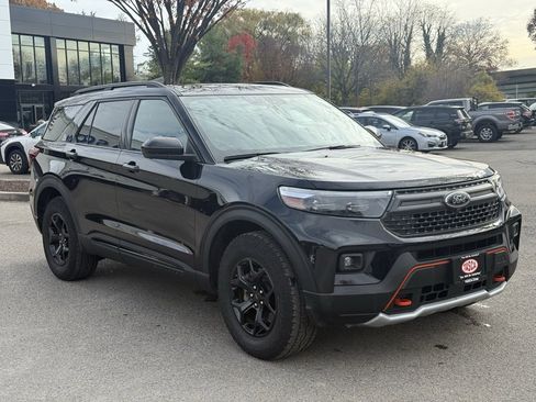 Used 2022 Ford Explorer Timberline w/ Timberline Technology Package image 4
