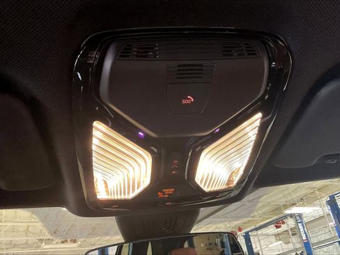 Used 2023 BMW X5 xDrive40i w/ Premium Package image 35