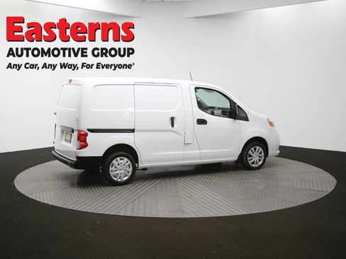 Used 2021 Nissan NV200 S image 42
