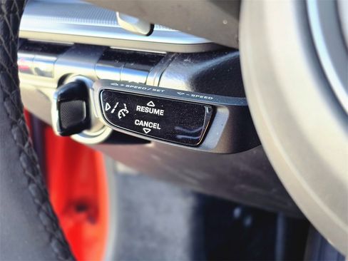 Used 2021 Porsche 911 Carrera image 18