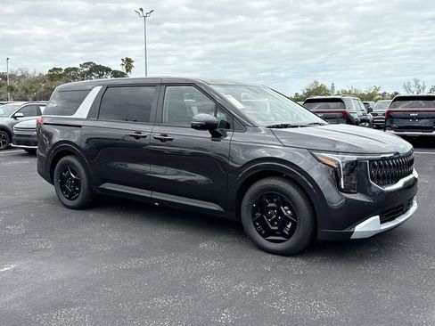 New 2026 Kia Carnival image 2