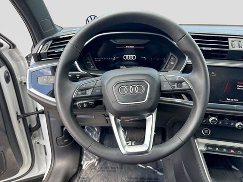 Used 2023 Audi Q3 2.0T Premium Plus AWD/4WD image 28