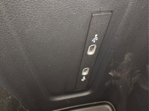 New 2026 Volkswagen Tiguan SE image 19