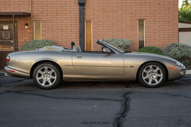 Used 2000 Jaguar XK8 Convertible RWD image 9