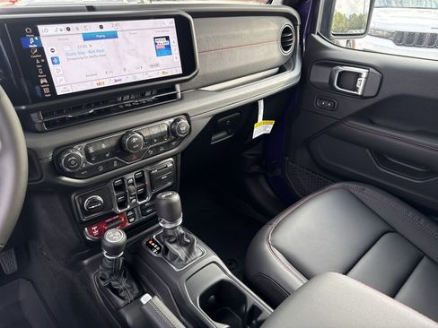 New 2026 Jeep Wrangler Unlimited Rubicon image 24