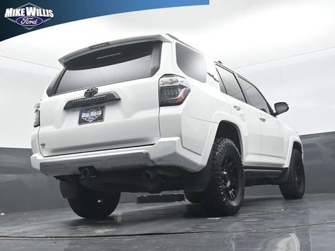 Used 2023 Toyota 4Runner TRD Off-Road Premium AWD/4WD image 23
