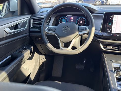 New 2026 Volkswagen Atlas Cross Sport SE image 25