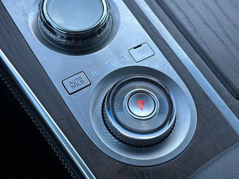 Used 2023 Genesis GV80 2.5T w/ Prestige 20" Package image 22