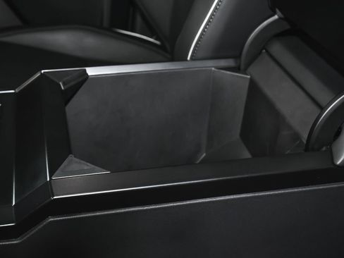 Used 2025 Tesla Cybertruck AWD Crew Cab image 44
