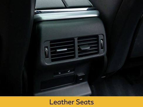 Used 2023 Land Rover Range Rover Velar R-Dynamic S image 19