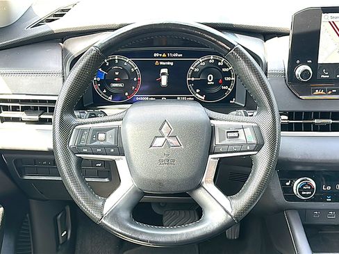 Used 2023 Mitsubishi Outlander SEL FWD image 22