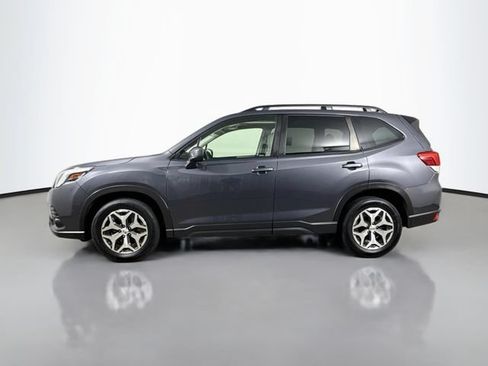 Used 2024 Subaru Forester Premium AWD/4WD image 4