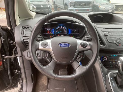 Used 2017 Ford C-MAX SE image 15