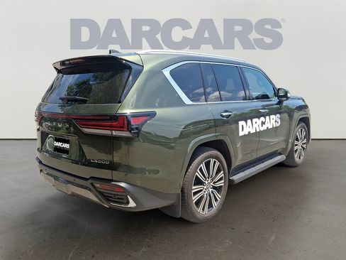 Used 2025 Lexus LX 600 4WD w/ Accessory Package (2T) image 7
