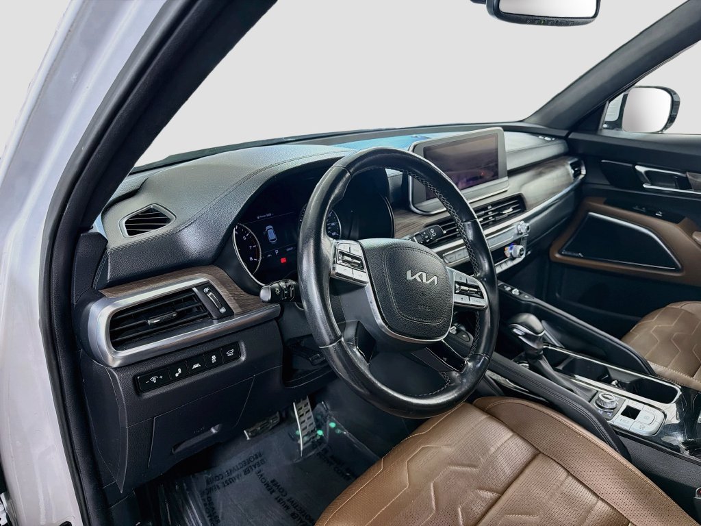 Used 2022 Kia Telluride SX w/ SX Prestige Package AWD/4WD image 11