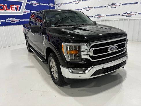 Used 2022 Ford F150 XLT w/ Equipment Group 302A High AWD/4WD image 11