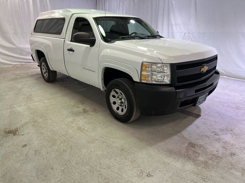 Used 2011 Chevrolet Silverado 1500 W/T image 2