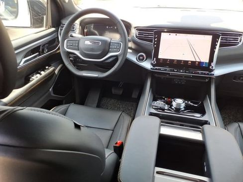 New 2026 Jeep Grand Wagoneer L 4WD image 4