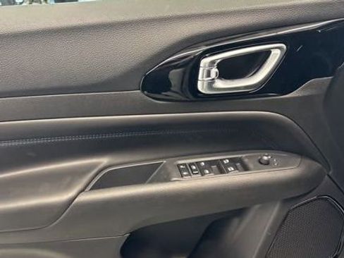 New 2026 Jeep Compass Latitude AWD/4WD image 14