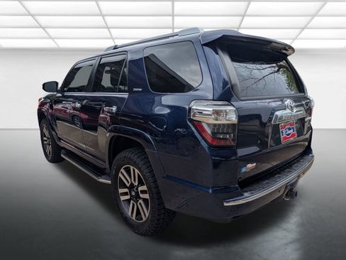 Used 2018 Toyota 4Runner Limited AWD/4WD image 2