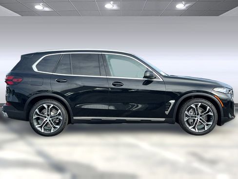New 2026 BMW X5 xDrive50e AWD/4WD image 8