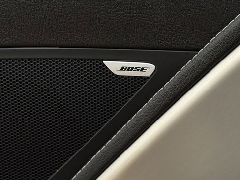 Used 2019 Chevrolet Corvette Stingray Coupe w/ 1LT image 24