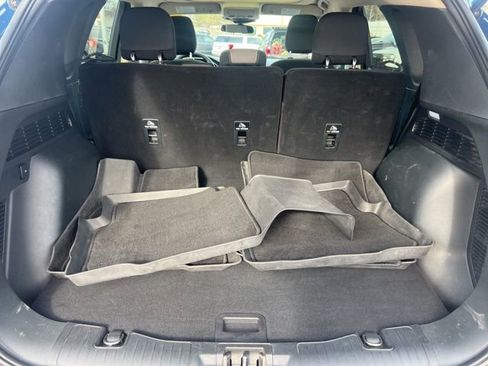 Certified 2020 Ford Escape SE image 23