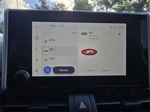 Used 2024 Toyota RAV4 XLE image 6