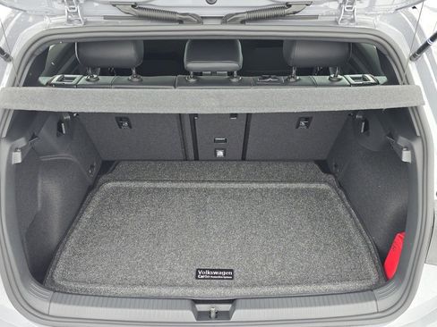 New 2026 Volkswagen GTI SE image 12