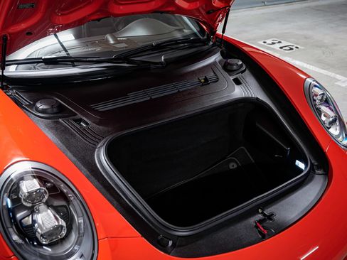 Used 2017 Porsche 911 Carrera S RWD image 39
