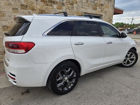 Used 2016 Kia Sorento SX FWD image 21