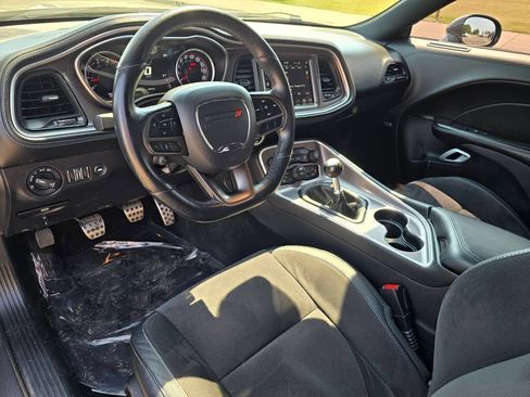 Used 2021 Dodge Challenger R/T Scat Pack w/ Dynamics Package RWD image 10