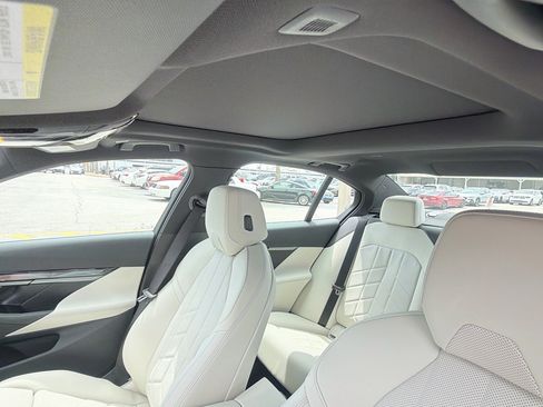 New 2027 BMW 530i w/ Premium Package RWD image 26