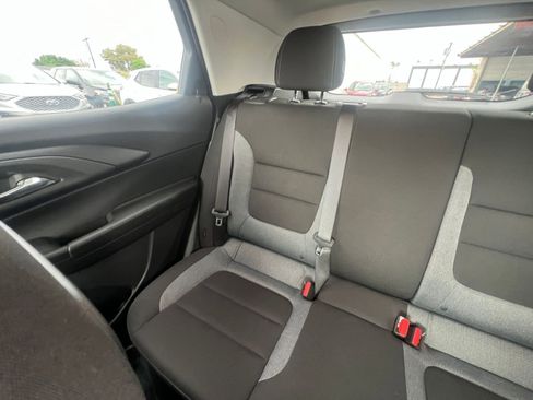 Used 2025 Chevrolet TrailBlazer LT image 39