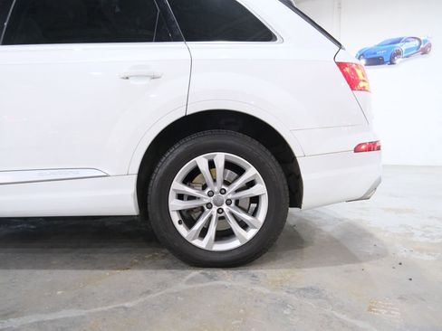 Used 2017 Audi Q7 3.0T Premium Plus image 7