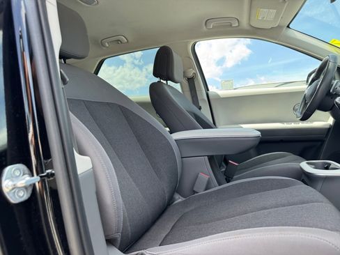 Used 2024 Hyundai Ioniq 5 SEL RWD image 19